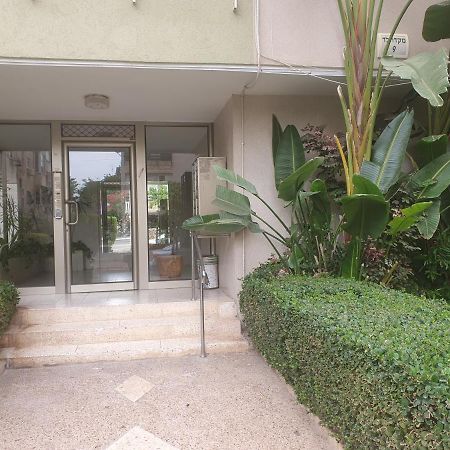 Bed and Breakfast Belle Chambre Confortable Netanja Exterior foto